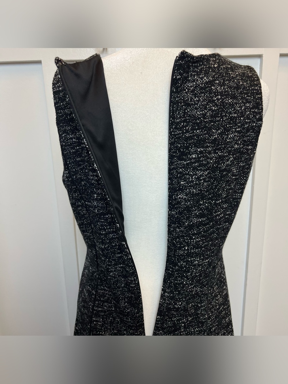 TALBOTS Petite Size 8 Petite Black White Ponte Stretch Sleeveless Sheath Dress - Picture 7 of 10